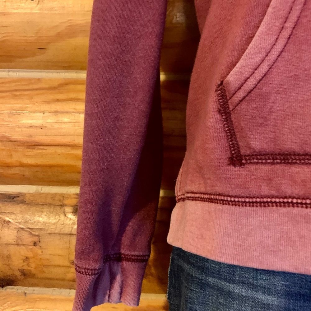 American Eagle Maroon Vintage Wash Fitted Hoodie Sweatshirt Small - Picture 4 of 10
